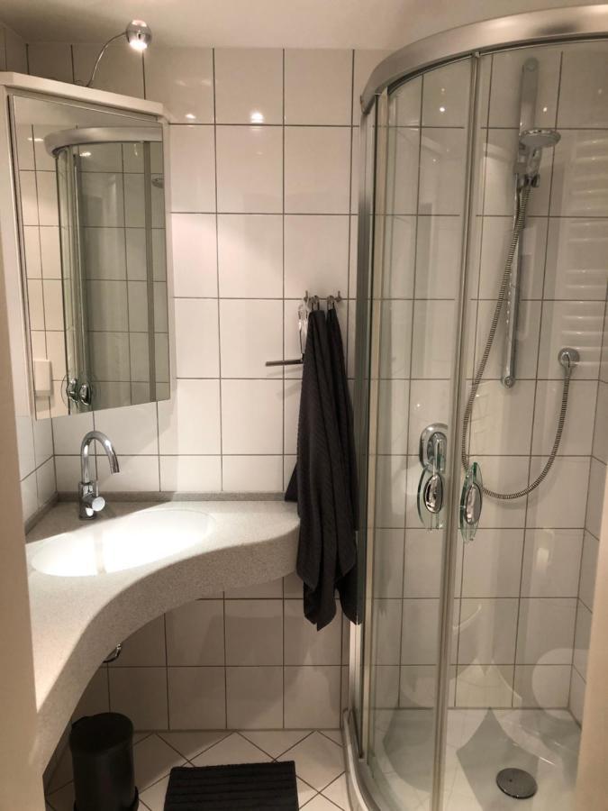 Moderne Ferienwohnung Am Yachthafen Bad Zwischenahn Exterior foto